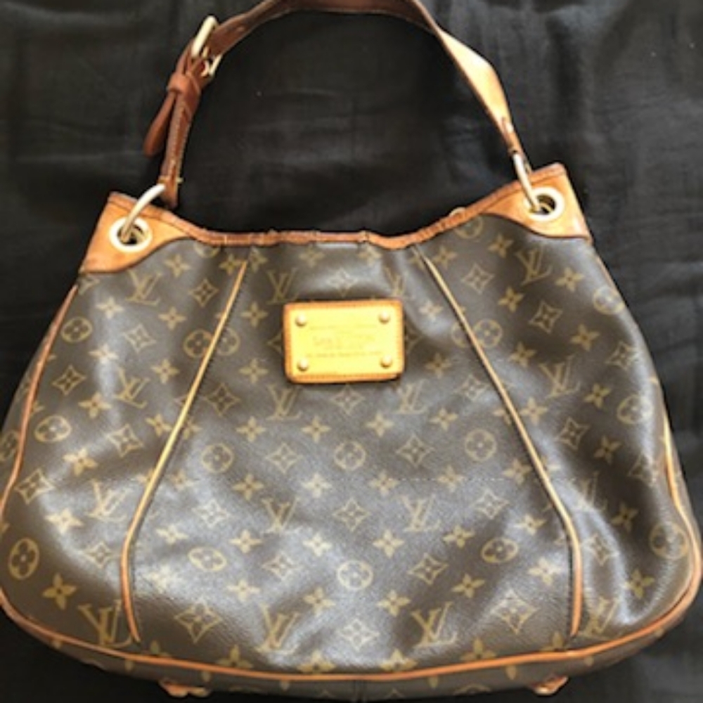 LOUIS VUITTON Monogram Galliera PM